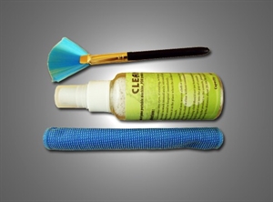 PSP 2000 console screen cleaning pack