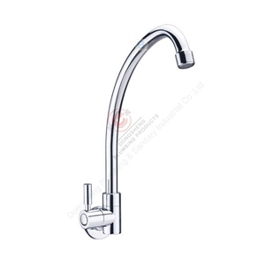 Image de Wall mounted kitchen tap