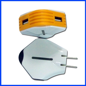 2100MA 2 USB Prot  charger for iphone,ipad の画像