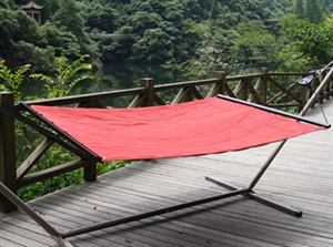 Bold Red Quilted Fabric Hammocks の画像