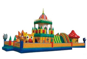 Image de Amusement inflatable castle 20052