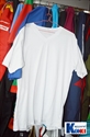 plain color v neck t shirt の画像