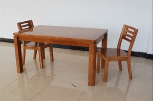 Image de wood dining table