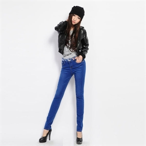 Picture of black straight womens jeans G61