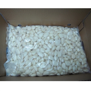 Image de Fresh Peeled Garlic